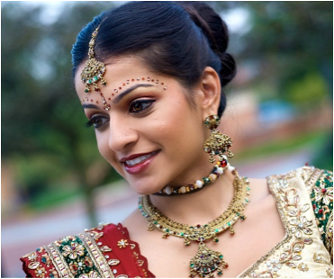 indian bride at palace resorts