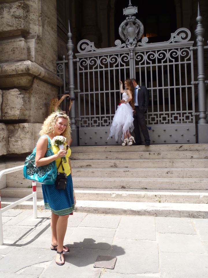 wedding planner working in rome