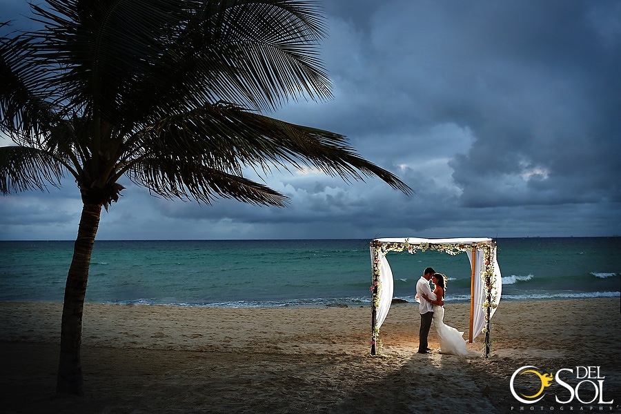 Photo: Del Sol Photography Melissa & Michael tie the knot at Xcalacoco Beach in Playa del Carmen